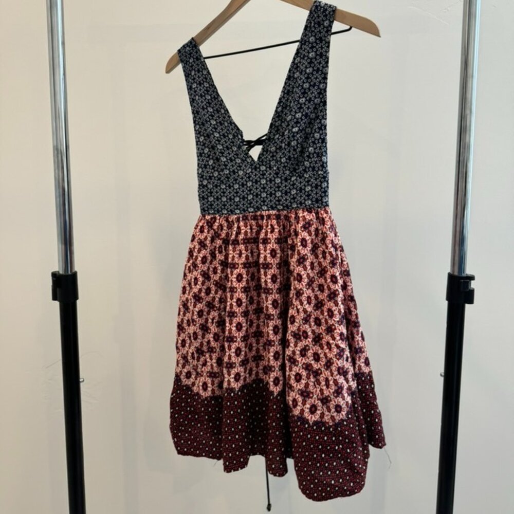 Lulu's La Vie en Roses Navy Blue and Red Floral Print Dress